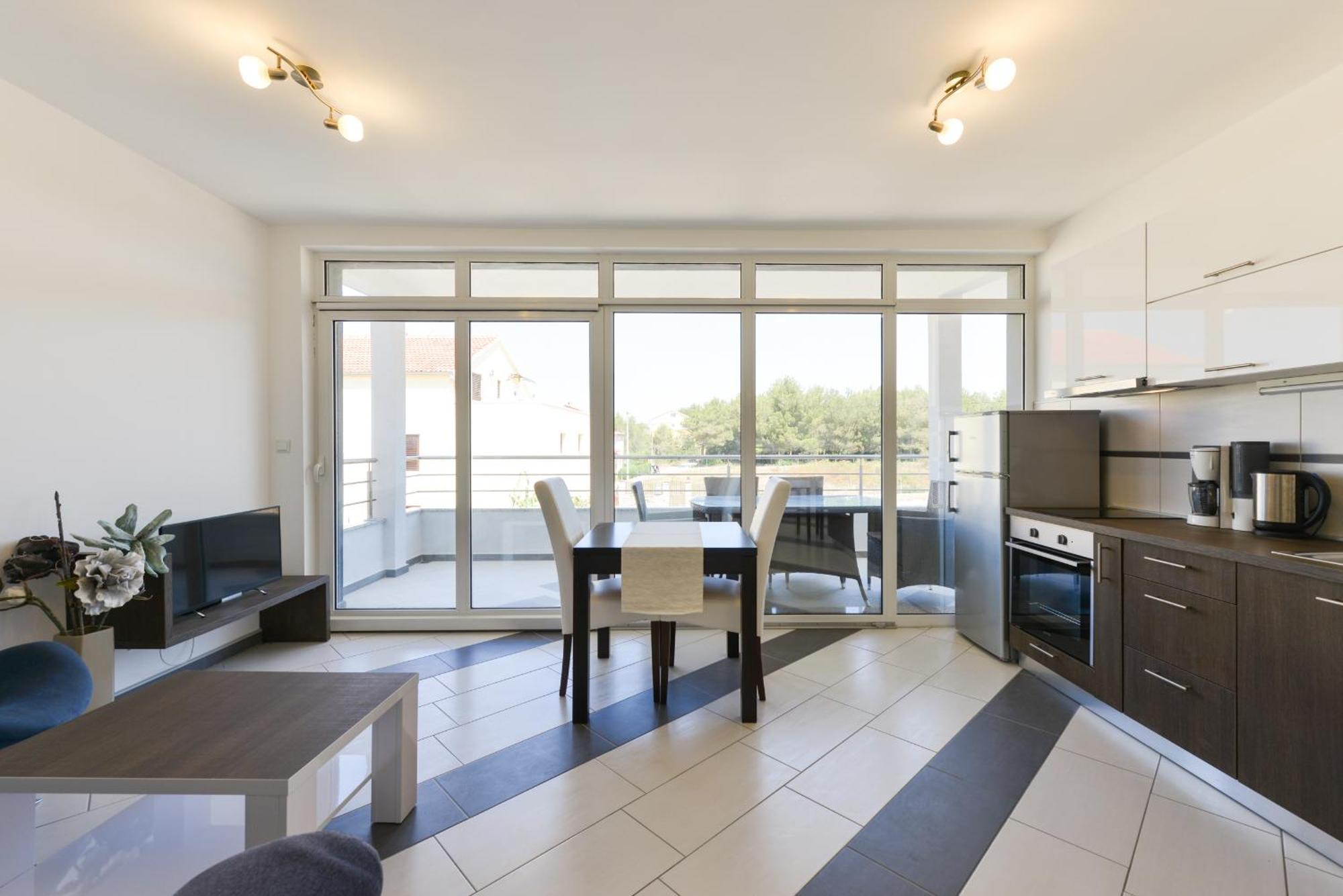 Apartmani Martin Mit Beheiztem Pool With Heated Pool Bibinje Extérieur photo