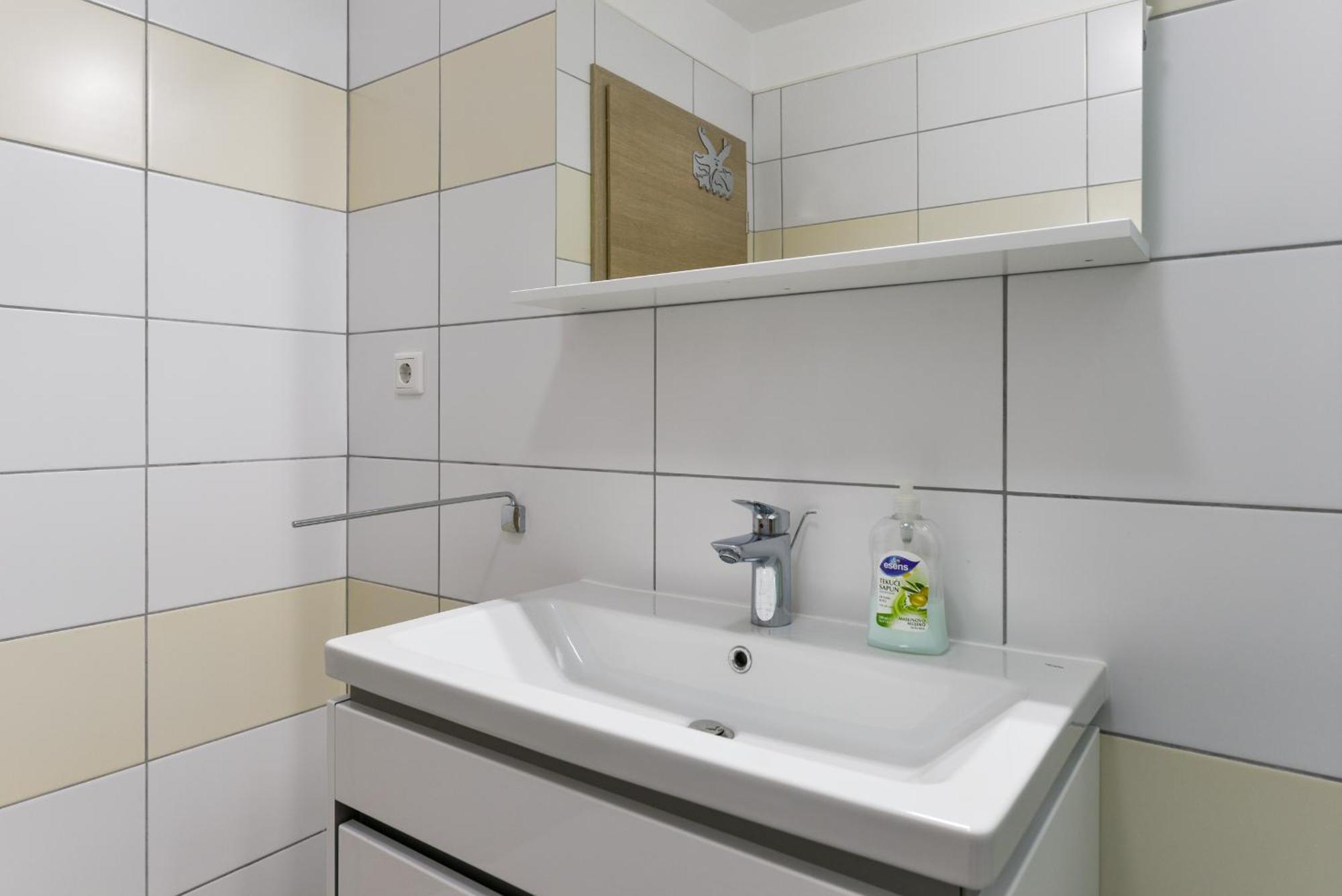 Apartmani Martin Mit Beheiztem Pool With Heated Pool Bibinje Extérieur photo